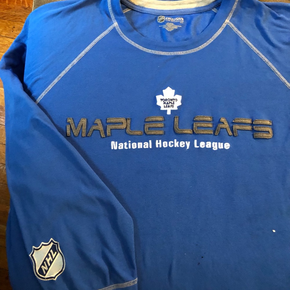 Toronto Maple Leafs NHL Exclusive thermal long sleeve shirt  XXL
